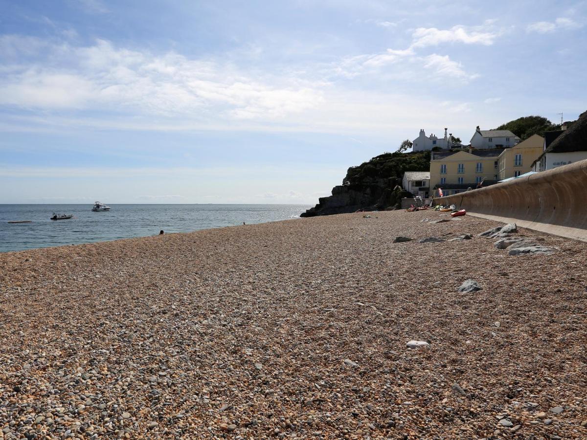 1 At The Beach Beesands Exteriér fotografie